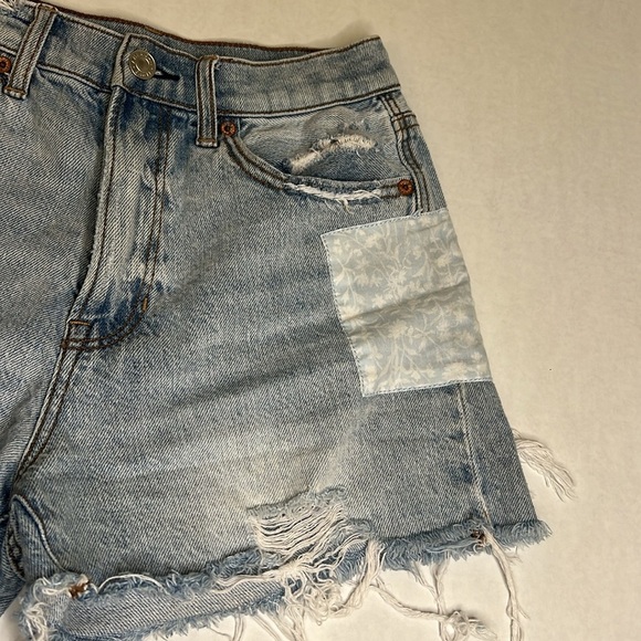 AE PRIDE 90’s BOYFRIEND SHORTS 2 - Picture 5 of 16